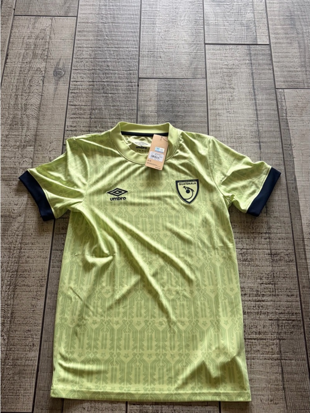 Umbro Guatemala National Team Soccer Jersey Green Small GUATE Back Text
